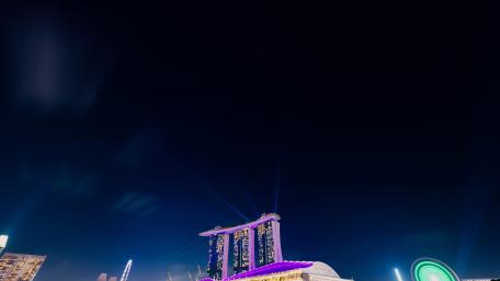 Marina Bay Sands by night wallpaper
