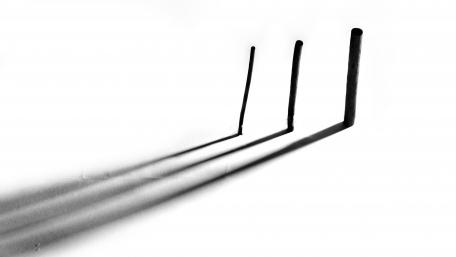 Black & White Beams with shadow wallpaper