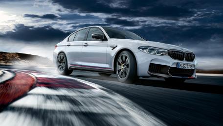 High-Performance BMW M5 on the Track wallpaper