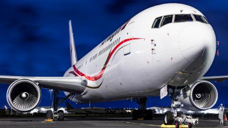 Majestic Aircraft at Dusk wallpaper