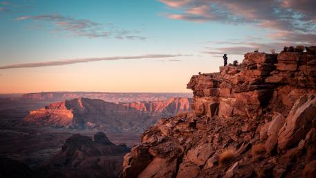 Majestic Badlands Viewpoint at Sunset wallpaper