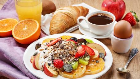 Healthy brunch wallpaper