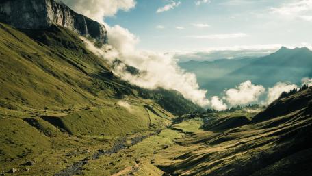 Serene Valley Landscape in 4K wallpaper