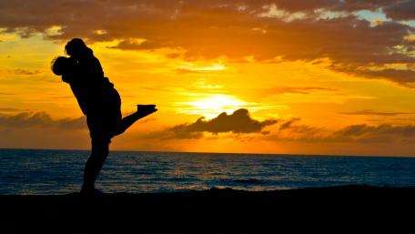 Eternal Love at Sunset Moments wallpaper