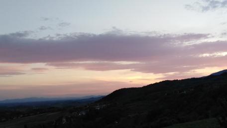 Serene Twilight Over Rolling Hills wallpaper