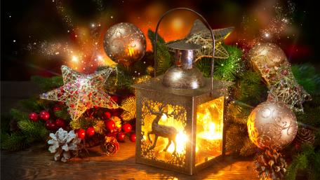 Christmas lantern wallpaper