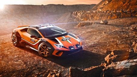 Stunning Lamborghini in Desert Landscape 4K Wallpaper wallpaper
