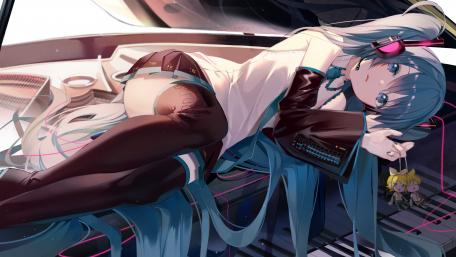 Melodic Dream in Blue wallpaper