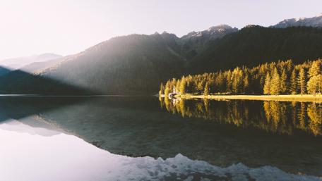 Autumn Serenity by the Lake wallpaper