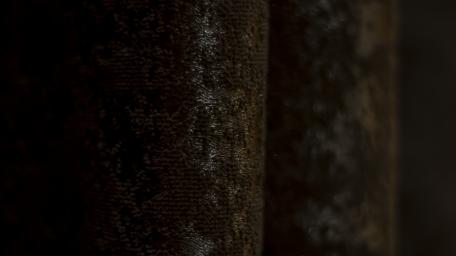 Dark Elegance in Abstract Form wallpaper