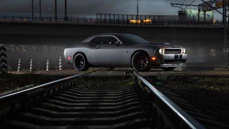 Dodge Challenger SRT Hellcat wallpaper