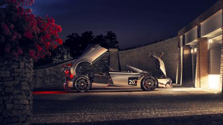 Pagani Huayra Roadster wallpaper