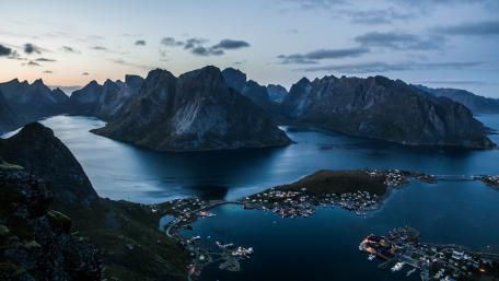 Reine wallpaper