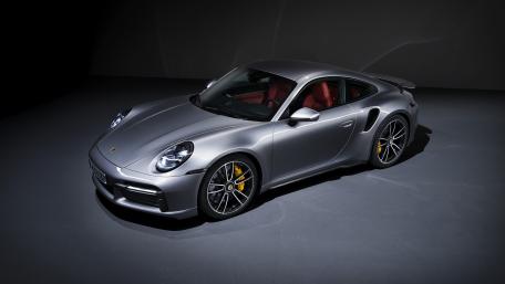 Sleek Silver Beauty in 5K Resolution wallpaper