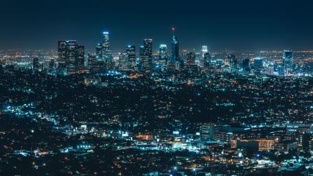 Stunning Urban Nightscape with Vibrant City Lights wallpaper