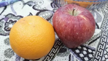 Vibrant Fruits on a Beautiful Tablecloth wallpaper