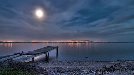Moonlit Pier by the Tranquil Lake wallpaper