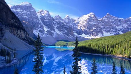 Moraine Lake in the Valley of the Ten Peaks wallpaper