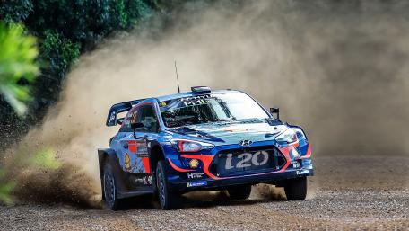 Speed and Precision in Rally Racing Experience wallpaper