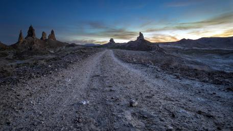 Trona Pinnacles, Mojave Desert wallpaper