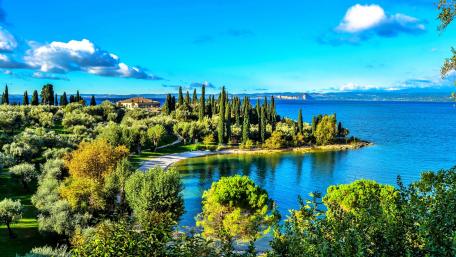 Lake Garda wallpaper