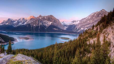 Serene Mountain Lake Landscape in 5K Resolution wallpaper