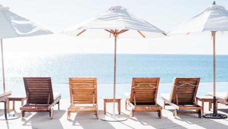 Relaxation by the Shoreline Experience wallpaper