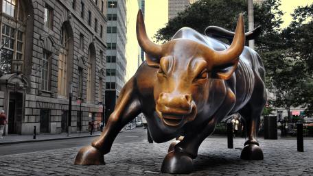 Charging Bull wallpaper