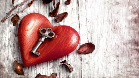 Heart Key on Rustic Wood Plank wallpaper