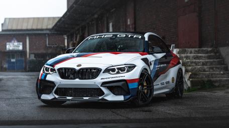 BMW M2 GTR Elegance in 5K wallpaper