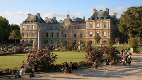 Luxembourg Palace wallpaper