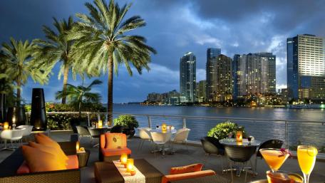 Brickell by night wallpaper