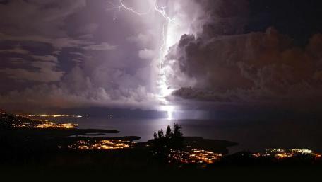 Stormy Night Under Lightning Skies wallpaper