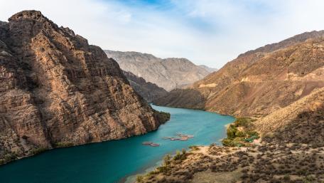 Naryn River wallpaper