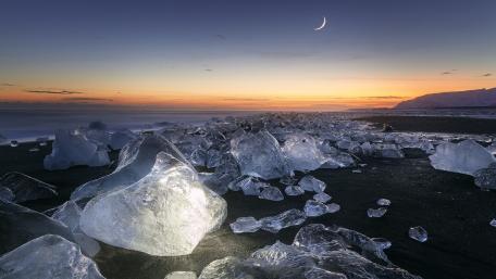 Icy beach wallpaper