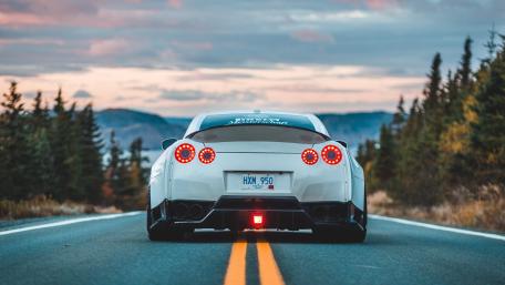Nissan GT-R wallpaper