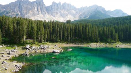 Karersee (Lago di Carezza) wallpaper