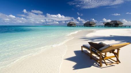 Beach in Maldives wallpaper