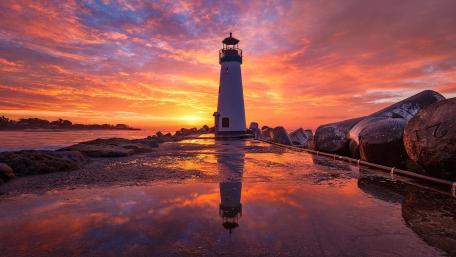 Walton Lighthouse wallpaper
