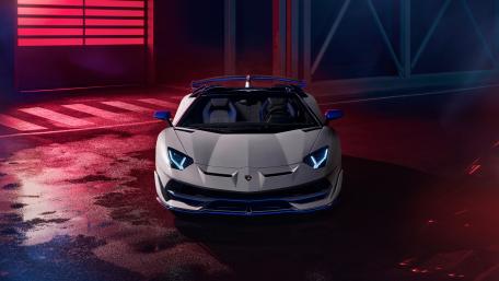 Lamborghini Aventador Roadster wallpaper