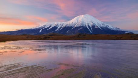Koryaksky volcano wallpaper