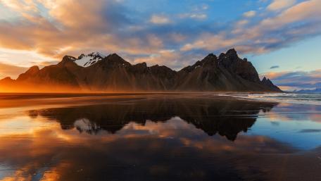 Vestrahorn Mountains, Stokksnes wallpaper