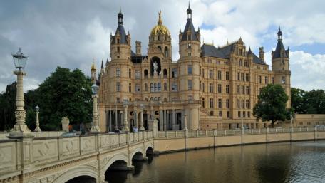 Schwerin Palace wallpaper