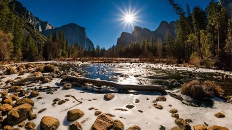 Merced River on a winter night wallpaper