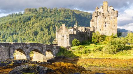 Eilean Donan Castle wallpaper