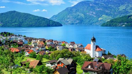 Lake Lucerne wallpaper