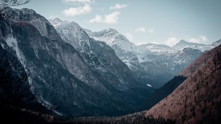 Majestic Mountain Valley View in 5K Quality wallpaper