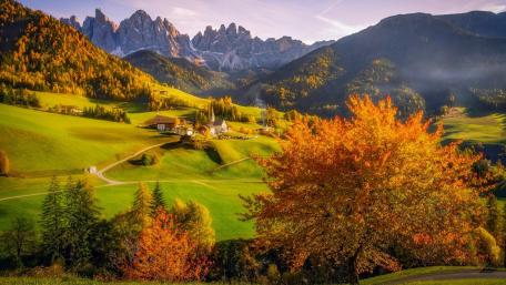 Dolomites at fall wallpaper