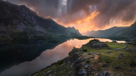 Alfilorios Reservoir, Spain wallpaper