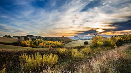 Autumn Hills at Dusk Beauty wallpaper